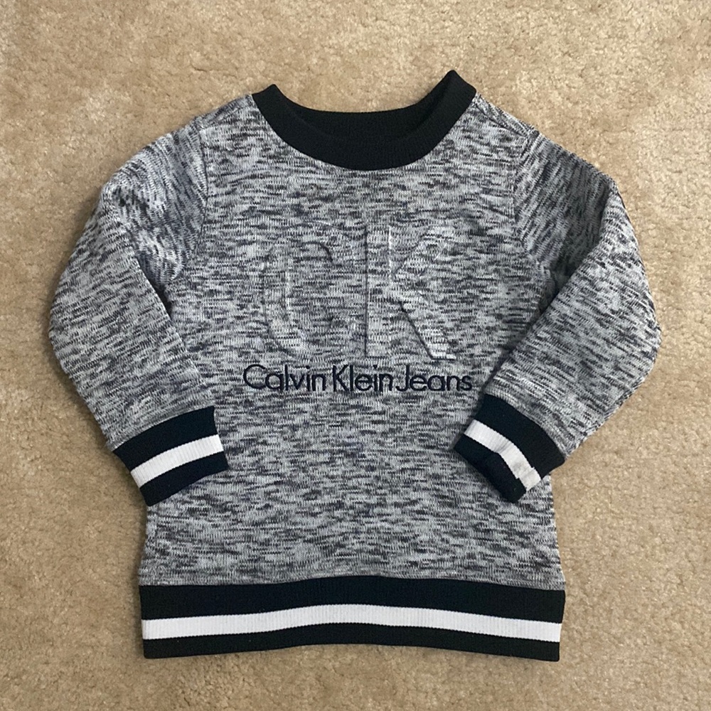 CK sweater